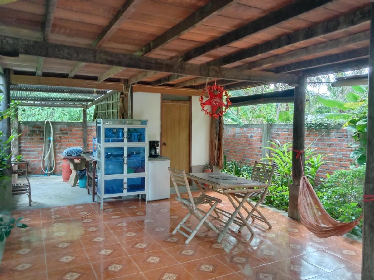 O'Hamok Family Homestay Батамбанг Екстериор снимка