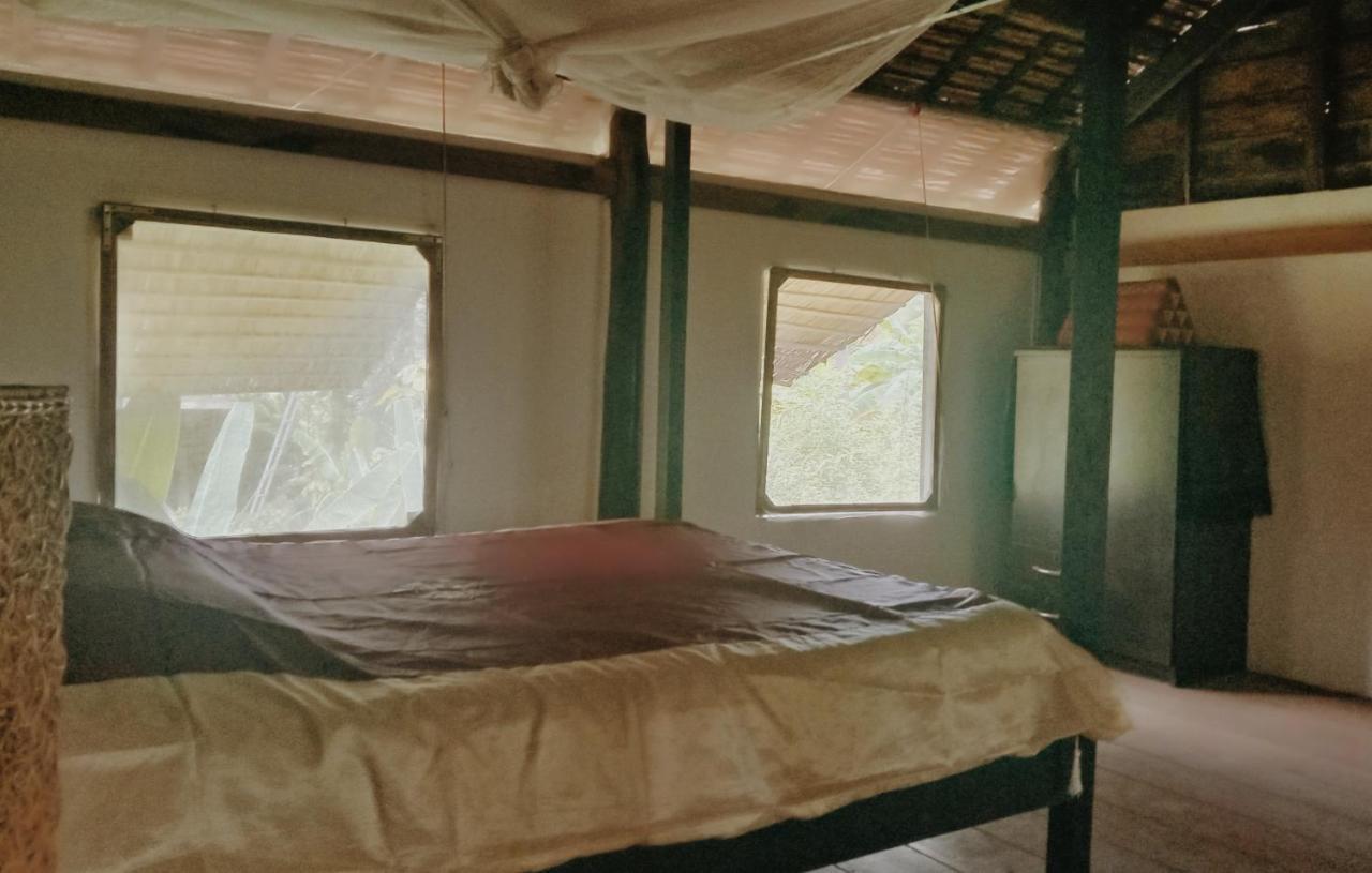 O'Hamok Family Homestay Батамбанг Екстериор снимка