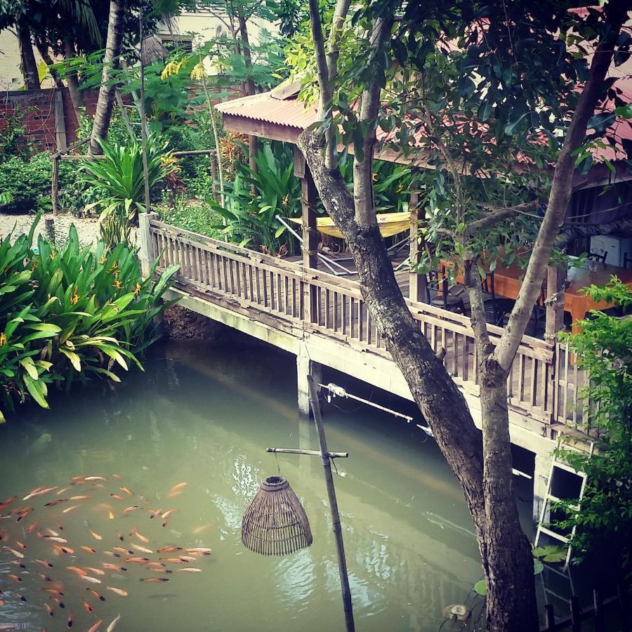 O'Hamok Family Homestay Батамбанг Екстериор снимка